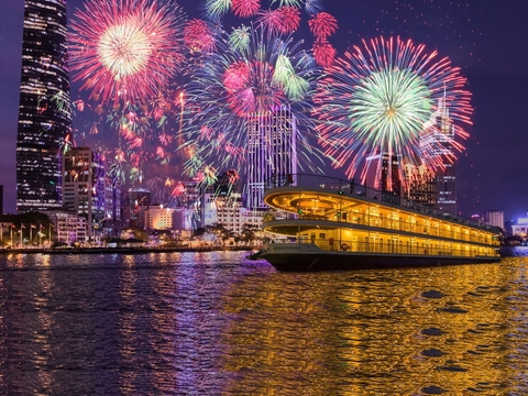 slide 1600 x 1200 du thuyen sai gon 01 da giai nen