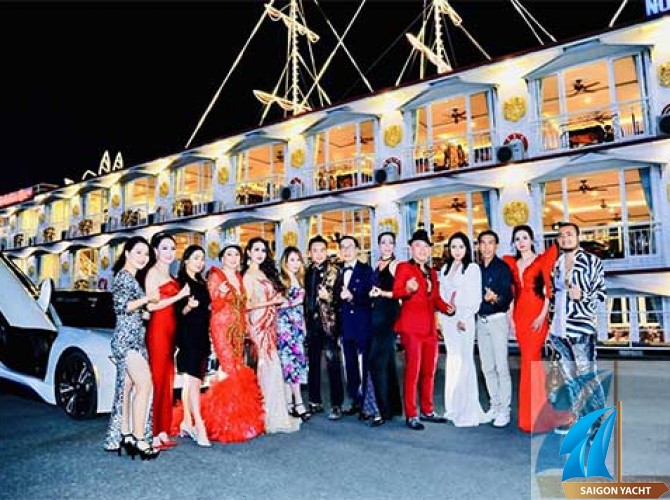 tochuctieccuoi2 1766